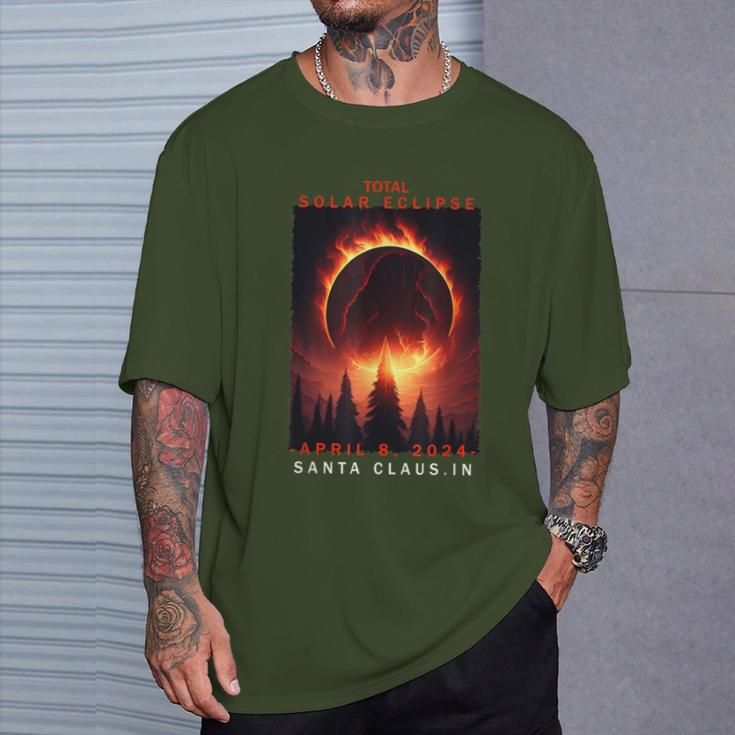 Santa Claus Indiana Total Solar Eclipse 2024 T-Shirt Gifts for Him