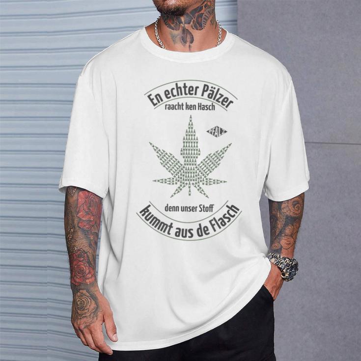 Ein Echter Pfälzer Raucht Kein Cannabis Pfalz Marihuana Wein T-Shirt Geschenke für Ihn