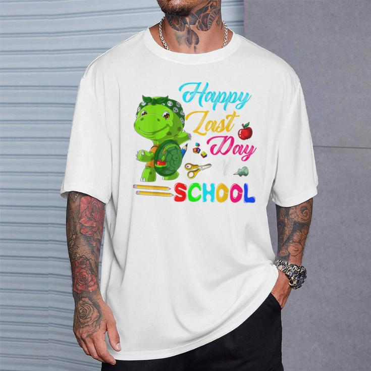 Happy Last Day Of School Turtle Students Teachers T-Shirt Gifts for Him