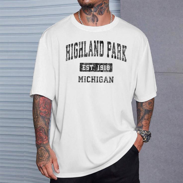 Highland Park Michigan Mi Vintage Sports Black T-Shirt Gifts for Him