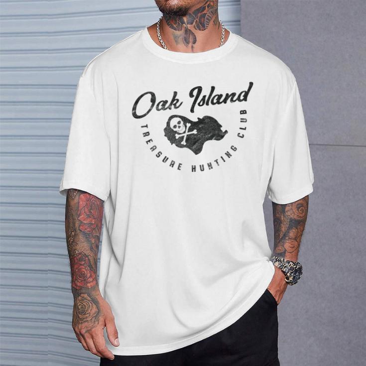 Oak Island Treasure Hunting Club Map Skull And Crossbones Vi T-Shirt Gifts for Him