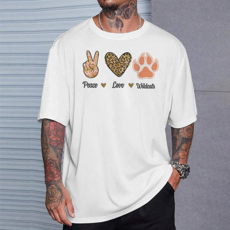 Peace Love Wildcats Leopard Wild Cats Animals Lovers Men T-Shirt Gifts for Him
