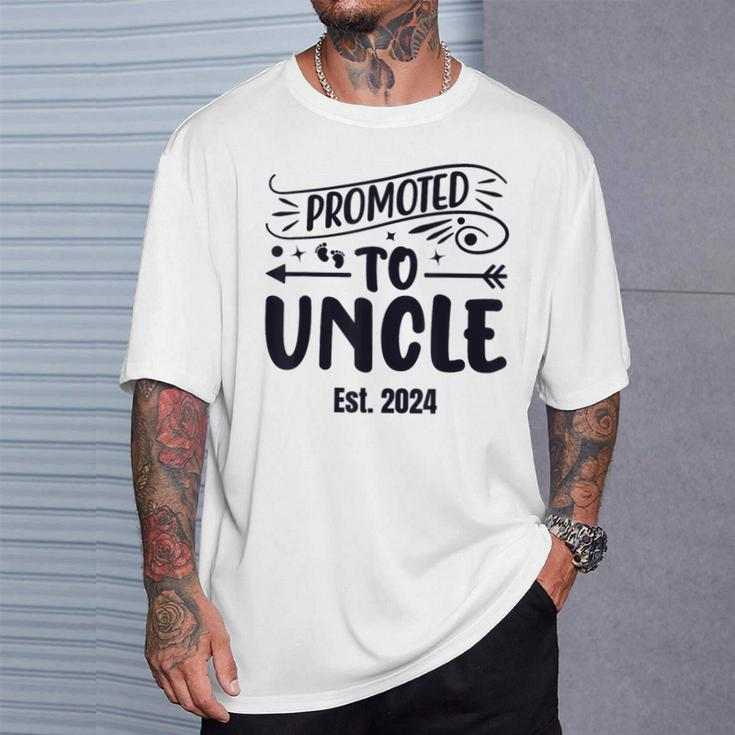 Promoted To Uncle 2024 Soon To Be Uncle Mens T-Shirt Gifts for Him