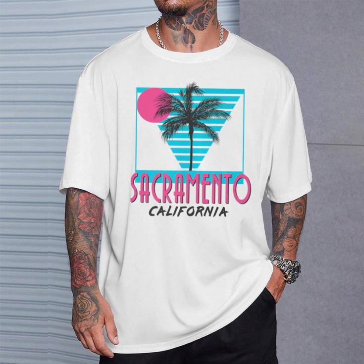 Sacramento CaliforniaRetro Ca Cool T-Shirt Gifts for Him