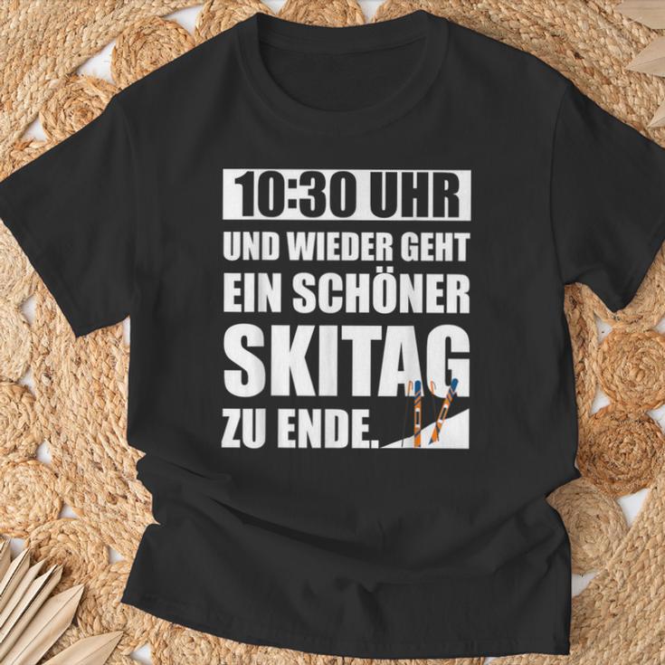 1030 Ahr Skiabenteuer T-Shirt, Abschluss eines Schönen Skitags Geschenke für alte Männer