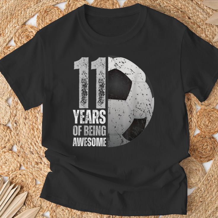 11 Year Old Soccer 11Th Birthday Player B-Day Party T-Shirt Gifts for Old Men