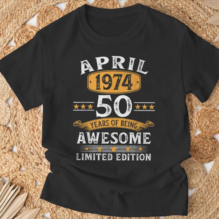 50 Geburtstag Geschenke Mann Frau Jahrgang April 1974 T-Shirt Geschenke für alte Männer