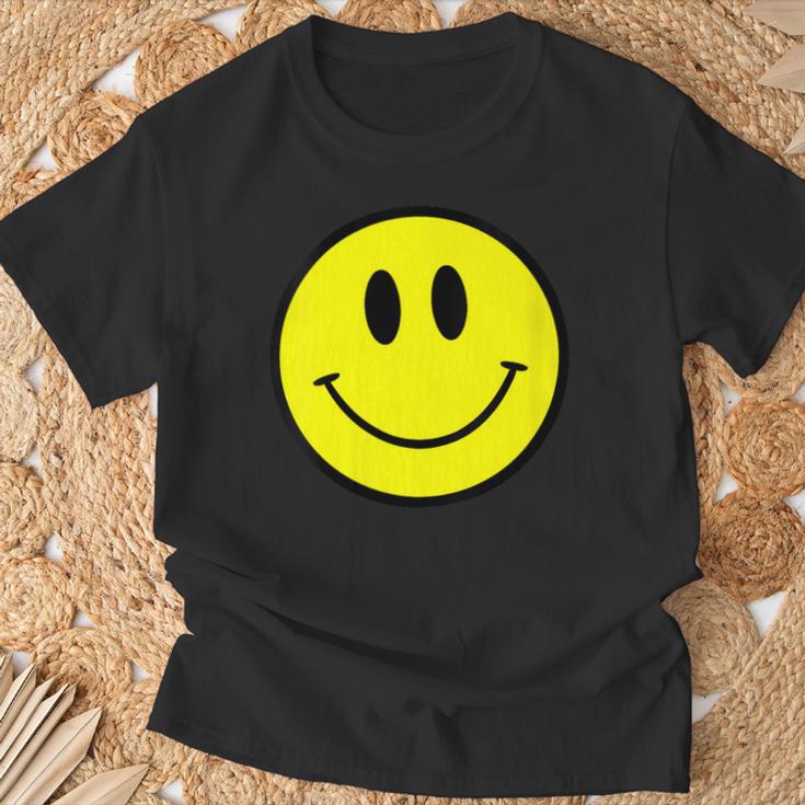 90S Rave Old Skool Smiling Face Edm Techno House Smile T-Shirt