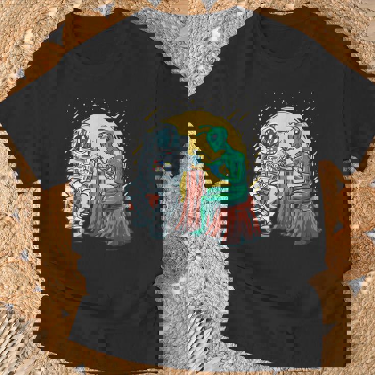 Alien Tatuado Astronauta Ink Tattoo Artista Del Tatuaje Camiseta unisex Regalos para ancianos