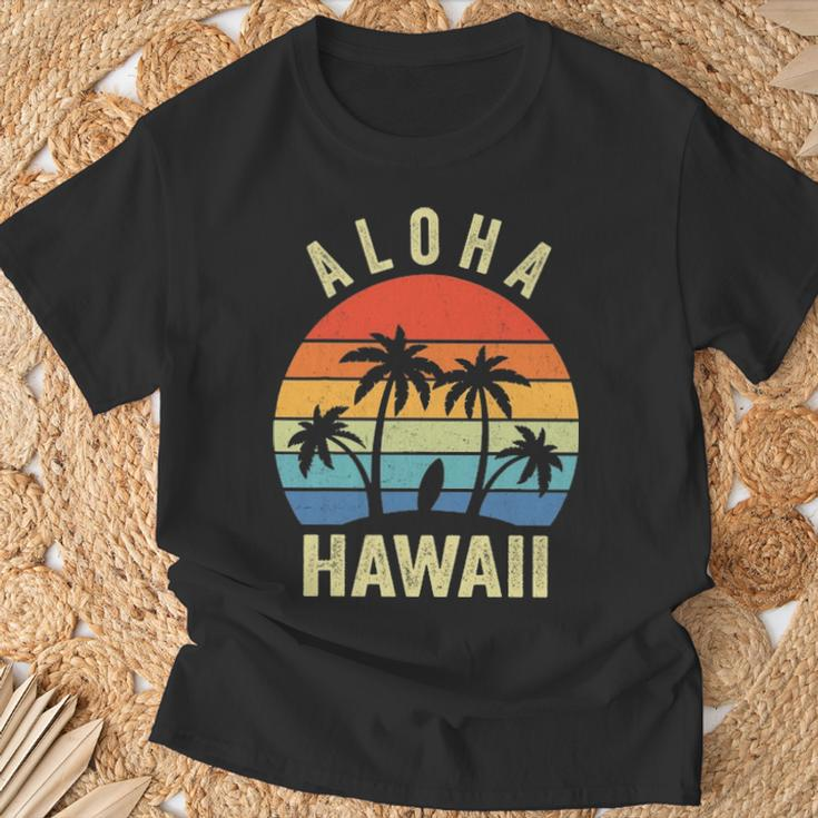 Aloha Hawaii Hawaiian Island Palm Beach Surfboard Surf T-Shirt Gifts for Old Men