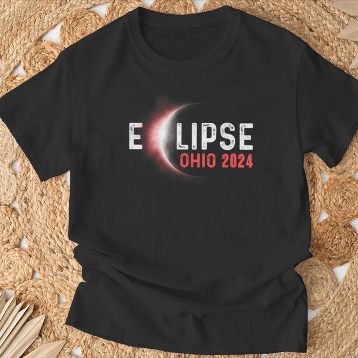 America Solar Totality Eclipse 2024 Ohio 40824 T-Shirt Gifts for Old Men