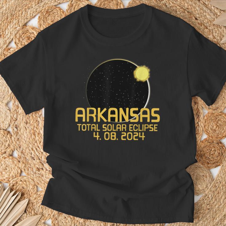 Arkansas Totality Total Solar Eclipse April 8 2024 T-Shirt Gifts for Old Men