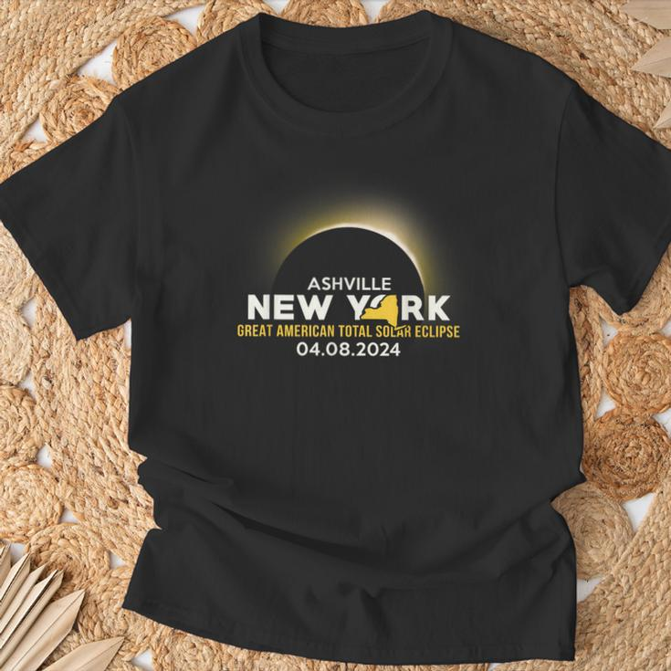 Ashville Ny New York Total Solar Eclipse 2024 T-Shirt Gifts for Old Men