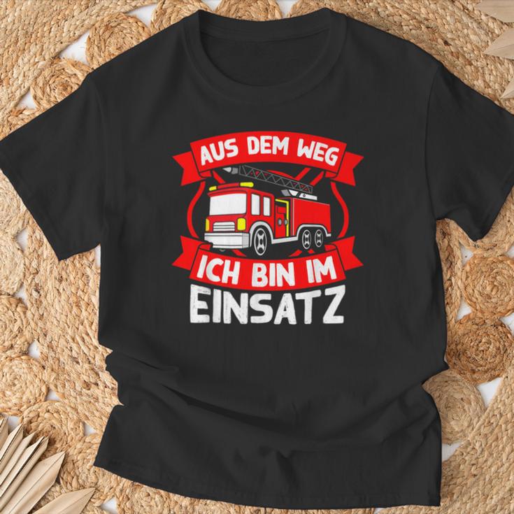 Aus Dem Weg Ich Bin Im Einsatz German Langu T-Shirt Geschenke für alte Männer