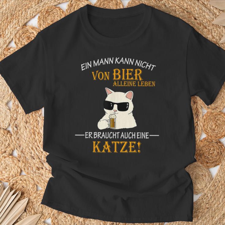 Bier Und Coole Katzen Lustiger Spruch Katzenbesitzer Papa T-Shirt Geschenke für alte Männer