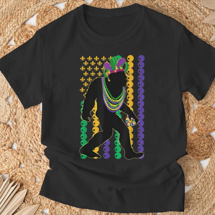 Bigfoot Wearing Hat Mardi Gras Beads With Flag Mardi Gras T-Shirt Gifts for Old Men
