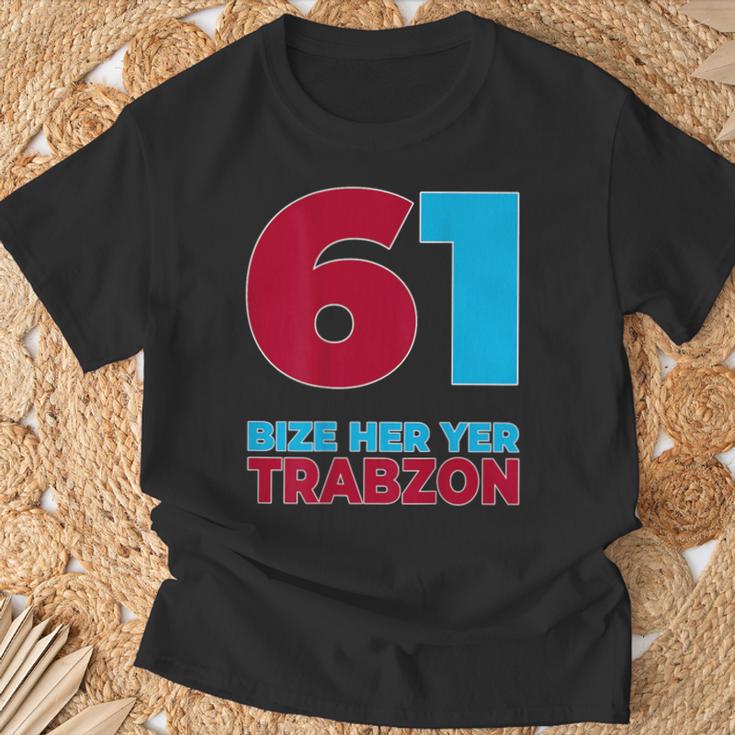 Bize Her Yer Trabzon 61 S T-Shirt Geschenke für alte Männer