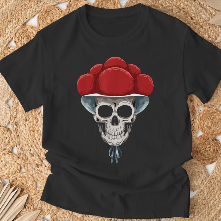 Bollenhut Skull Forest For A Forest T-Shirt Geschenke für alte Männer