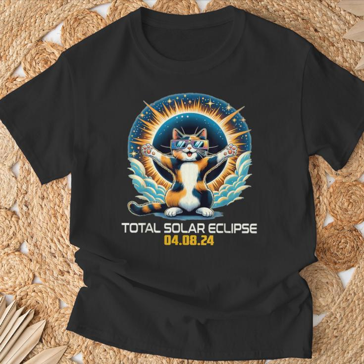 Calico Cat Taking Selfie Solar Eclipse T-Shirt Gifts for Old Men