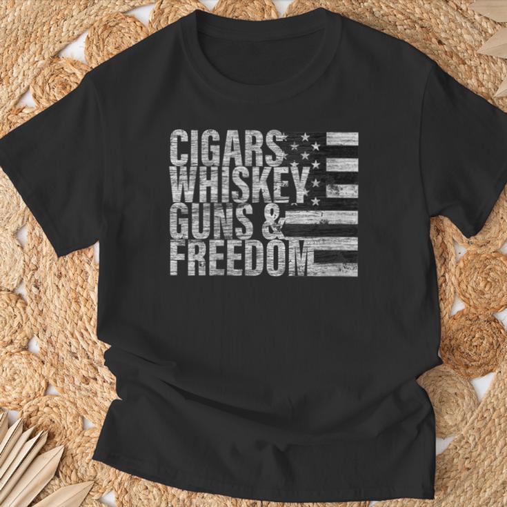 Cigars Whiskey Guns & Freedom Flag T-Shirt Gifts for Old Men