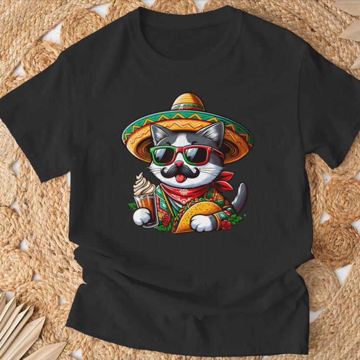 Cinco De Meow Cat Taco Mexican Fiesta T-Shirt Gifts for Old Men