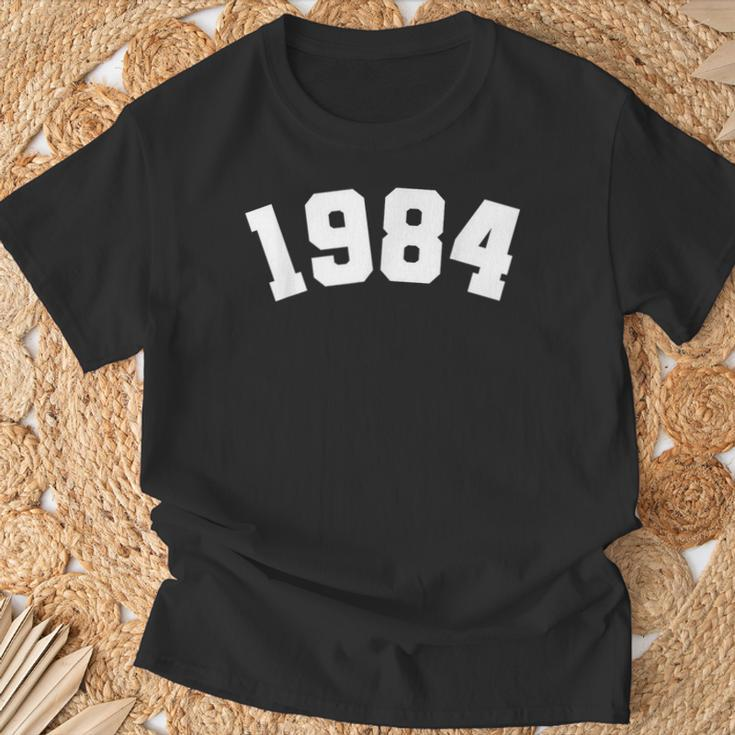 Classic 1984 Varsity Vintage College Style 40Th Birthday T-Shirt Gifts for Old Men