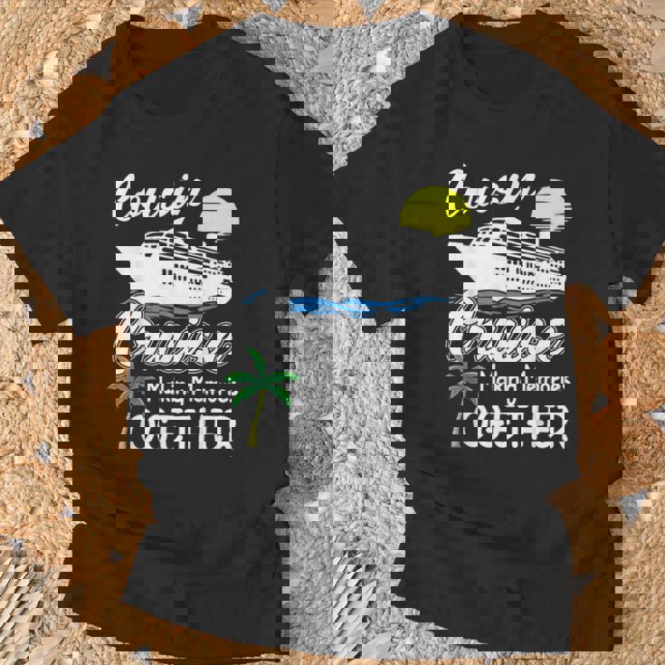 Cousin Cruise 2024 Making Memories Cool Cruising Trip Party T-Shirt Gifts for Old Men
