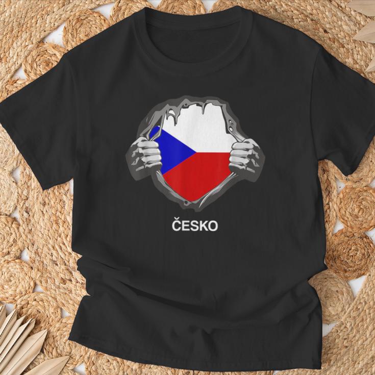 Czech Flag Cesko Heart Pride Roots T-Shirt Geschenke für alte Männer