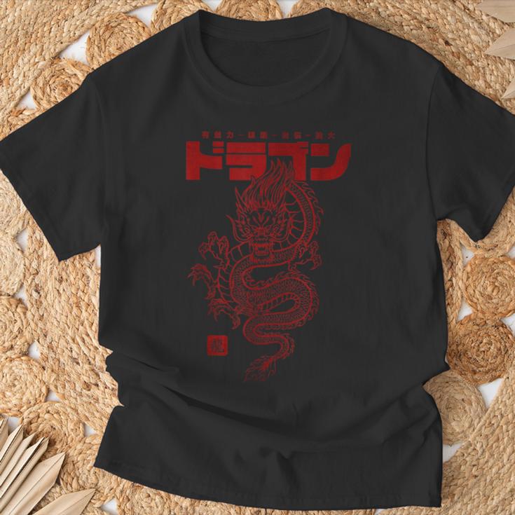 Dragón Chino Con Letras Chinas Y Japonesas Camiseta unisex Regalos para ancianos
