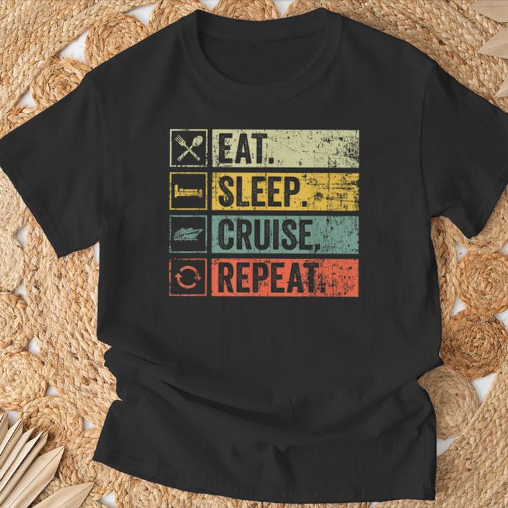 Eat Sleep Cruise Repeat Family Cruise Vacation Retro Vintage T-Shirt Gifts for Old Men