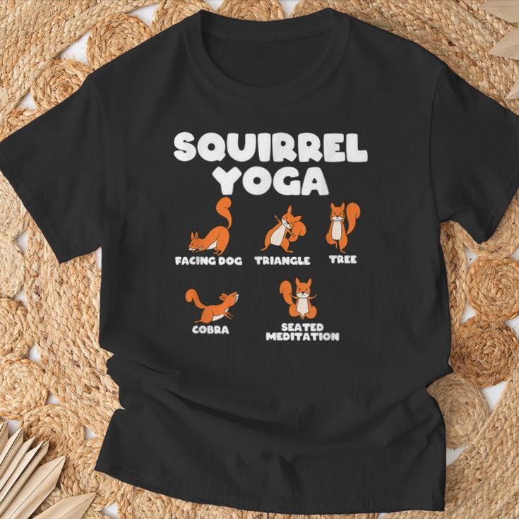 Eichhörnchen Yoga Lustiges Pose Illustration Schwarz T-Shirt Geschenke für alte Männer