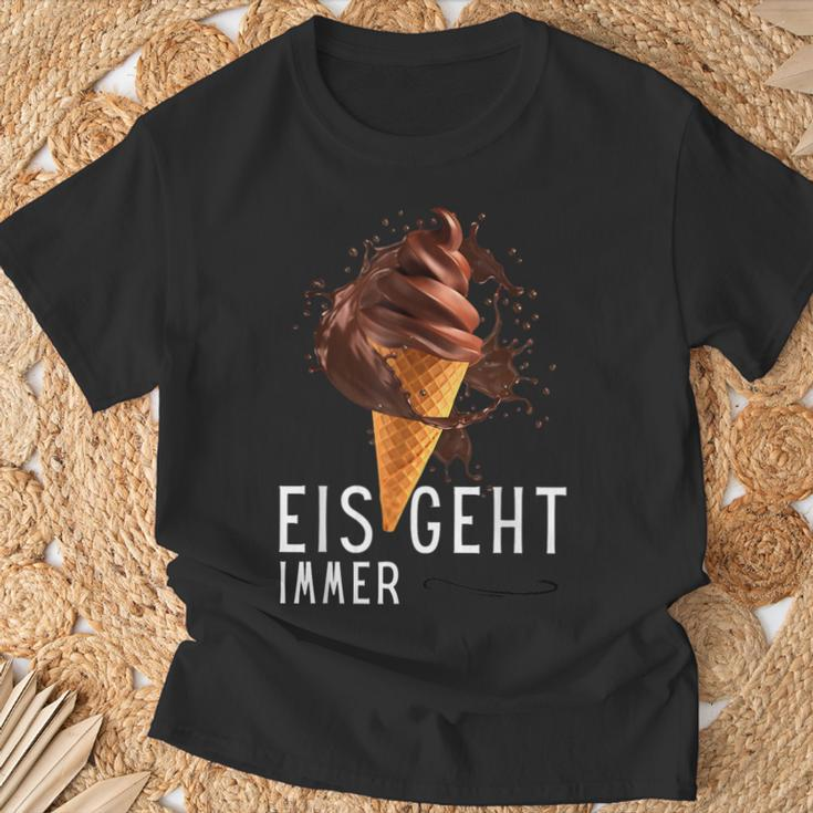 Eis Geht Immer Eisparele Eiscafe Schokoladeneis Orange T-Shirt Geschenke für alte Männer
