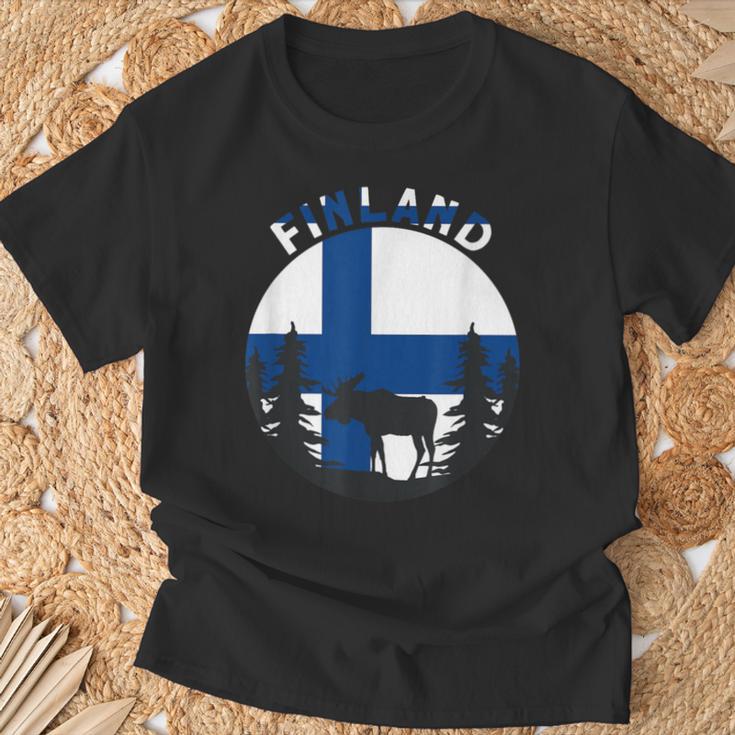 Elch & Waldmotiv T-Shirt im Finland-Flaggen Design Geschenke für alte Männer