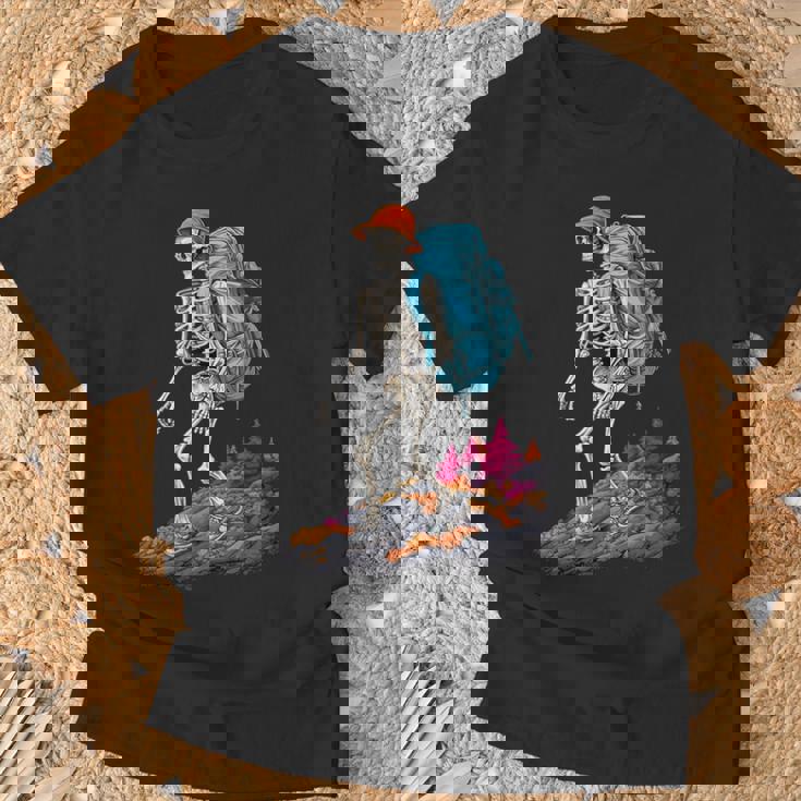 Esqueleto Al Aire Libre Aventuras De Montaña Esqueleto Senderismo Camiseta unisex Regalos para ancianos