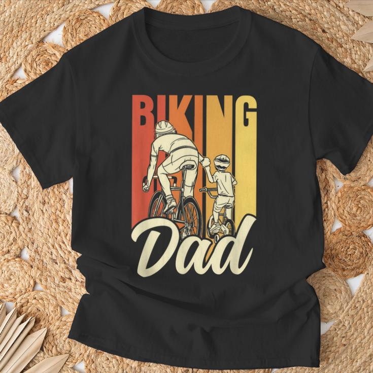 Fahrradfahrenderater Radfahren Radfahrer Fahrrad Papa Papi T-Shirt Geschenke für alte Männer