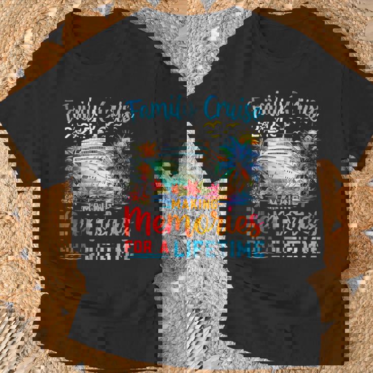 Family Cruise 2025 Family Matching Cruise Vacation Party T-Shirt Gifts for Old Men