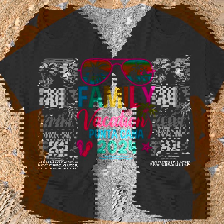 Family Vacation Punta Cana 2024 Dominican Republic Vacation T-Shirt Gifts for Old Men