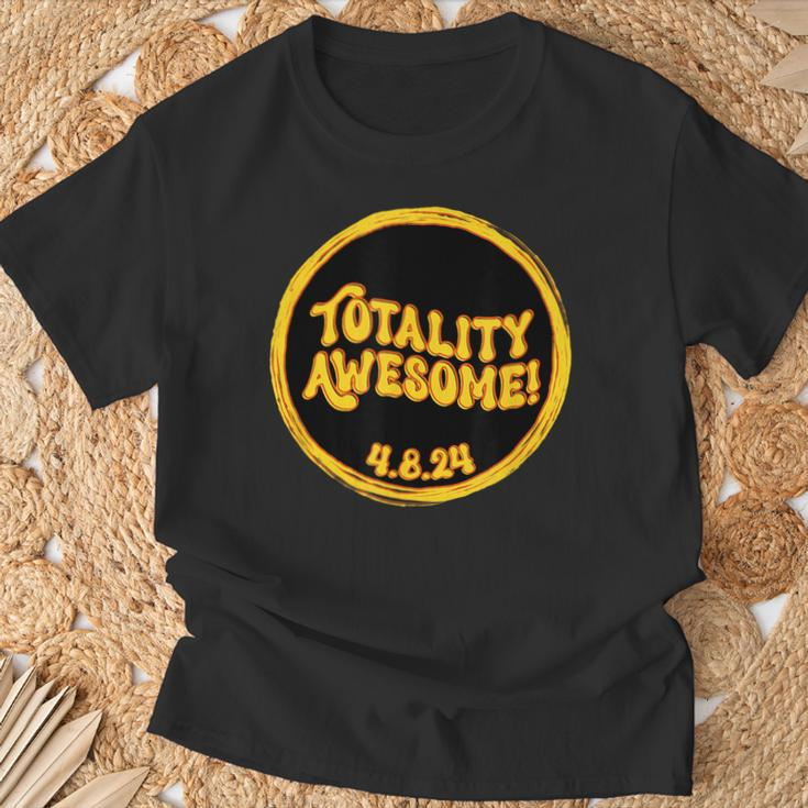 April 2024 Solar Eclipse Totality Awesome T-Shirt Gifts for Old Men