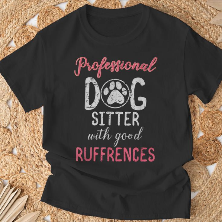 Dog SitterProfessional Dog Sitter T-Shirt Gifts for Old Men