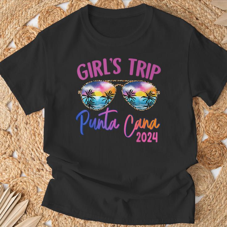 Girls Trip Punta Cana Dominican 2024 Sunglasses Summer T-Shirt Gifts for Old Men