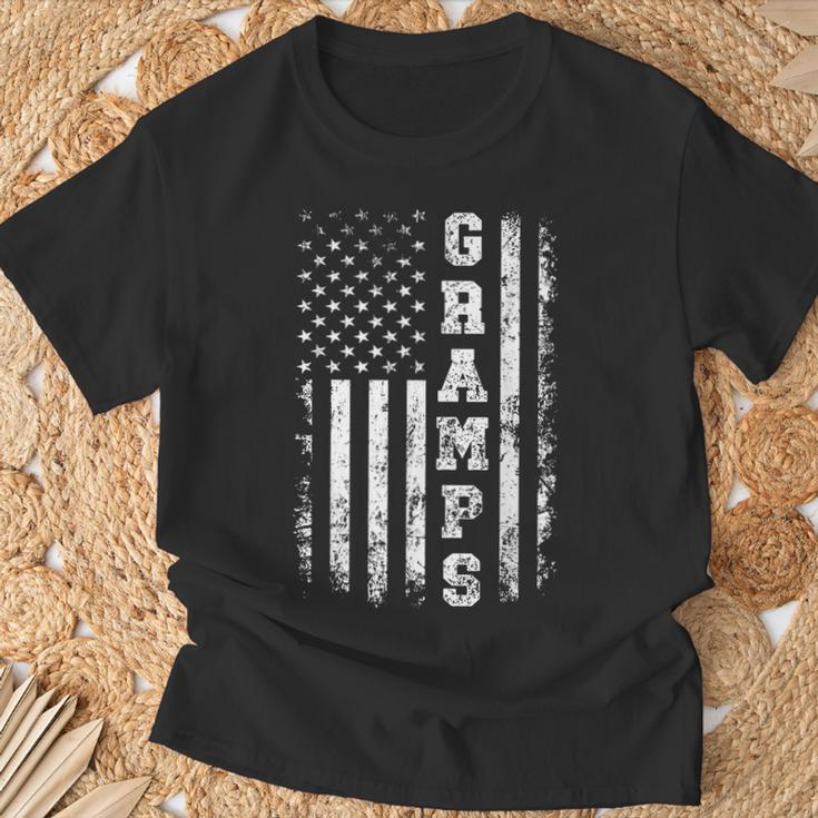 Gramps Patriotic American Flag Father's Day Grandpa Family T-Shirt Gifts for Old Men