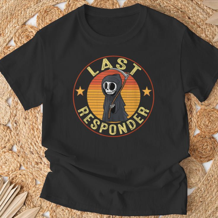 Grim Reaper Dark Meme Mortician Last Responder Vintage T-Shirt Gifts for Old Men