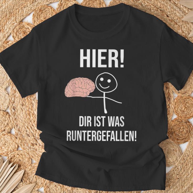 Hier Dir Ist Was Untergefen Black T-Shirt Geschenke für alte Männer