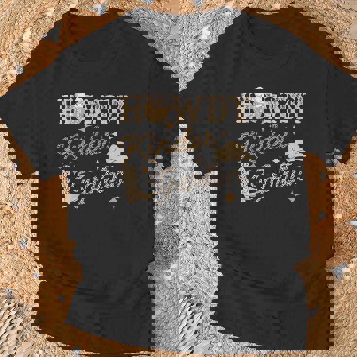 Howdy Kindergarten Teacher Rodeo Country Western Cowgirl T-Shirt Gifts for Old Men