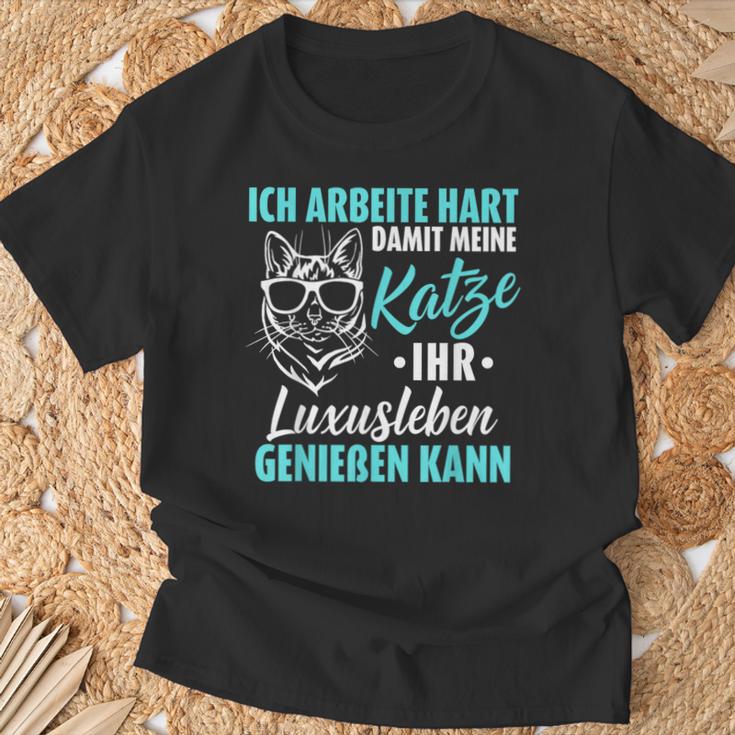 Ich Arbeitite Hart Katzenluxusleben Genießen Kann Kann T-Shirt Geschenke für alte Männer