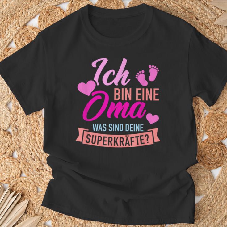 Ich Bin Eine Oma Was Sind Dein Superkraftte German Language T-Shirt Geschenke für alte Männer