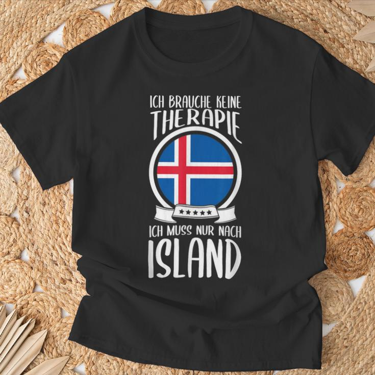 Ich Brauche Keine Therapie Ich Muss Nur Nach Island Holiday T-Shirt Geschenke für alte Männer