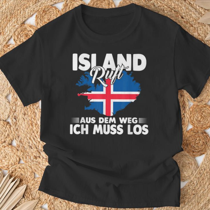 With Island Ruft Aus Dem Weg Ich Muss Los T-Shirt Geschenke für alte Männer