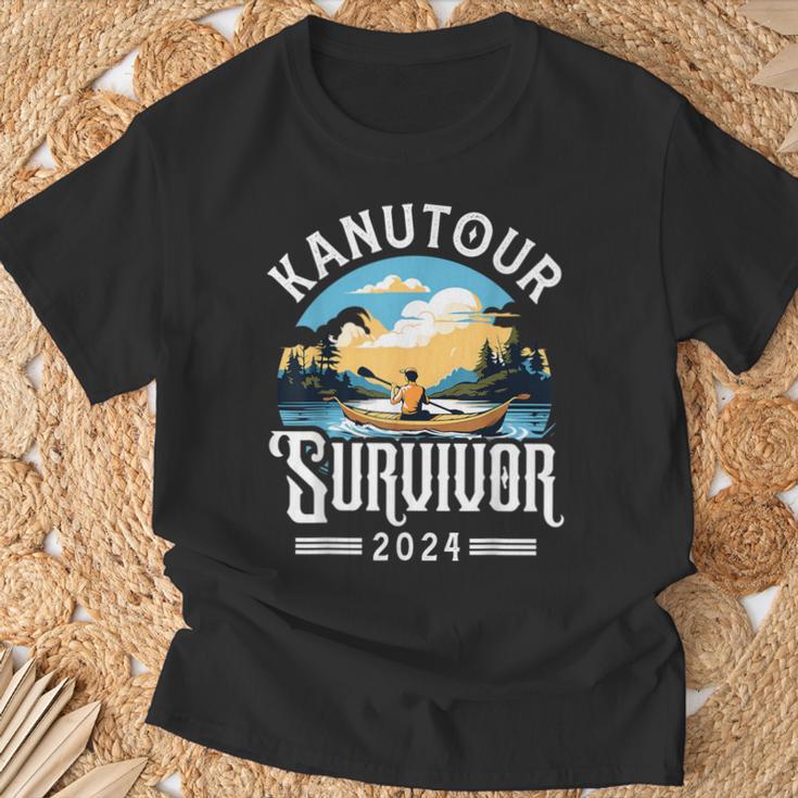 Kanufahrer Kanu Kanutour Survivor 2024 T-Shirt Geschenke für alte Männer