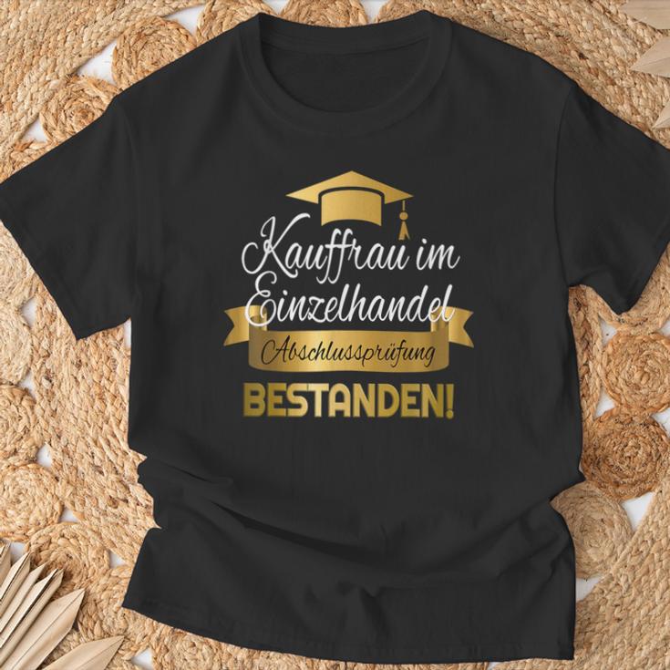 Kauffrau Im Einzelhandel I Prüfung Bestanden Ausgelernt T-Shirt Geschenke für alte Männer